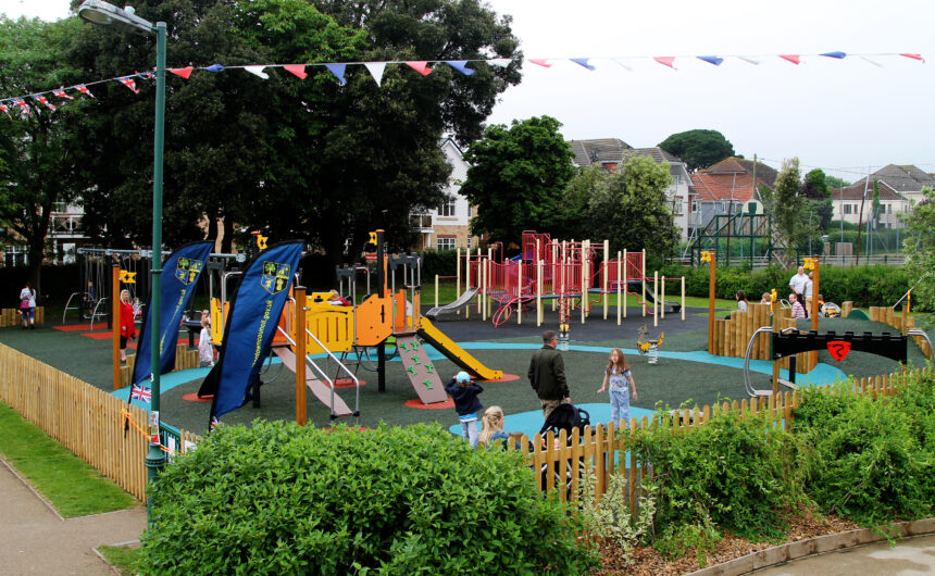 play park opening IMPORTANT INFORMATION