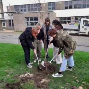 Press Release – Arnewood School Tree Planting